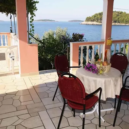 Apartamento In Karbuni/insel Korcula 31383 *