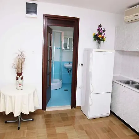 Apartamento In Karbuni/insel Korcula 31383 *